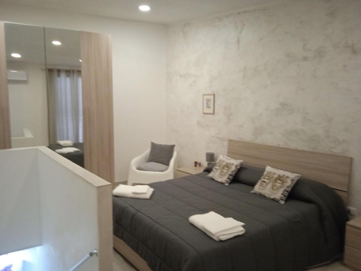 Case Serena Vacanze Relax Κατάνια Εξωτερικό φωτογραφία
